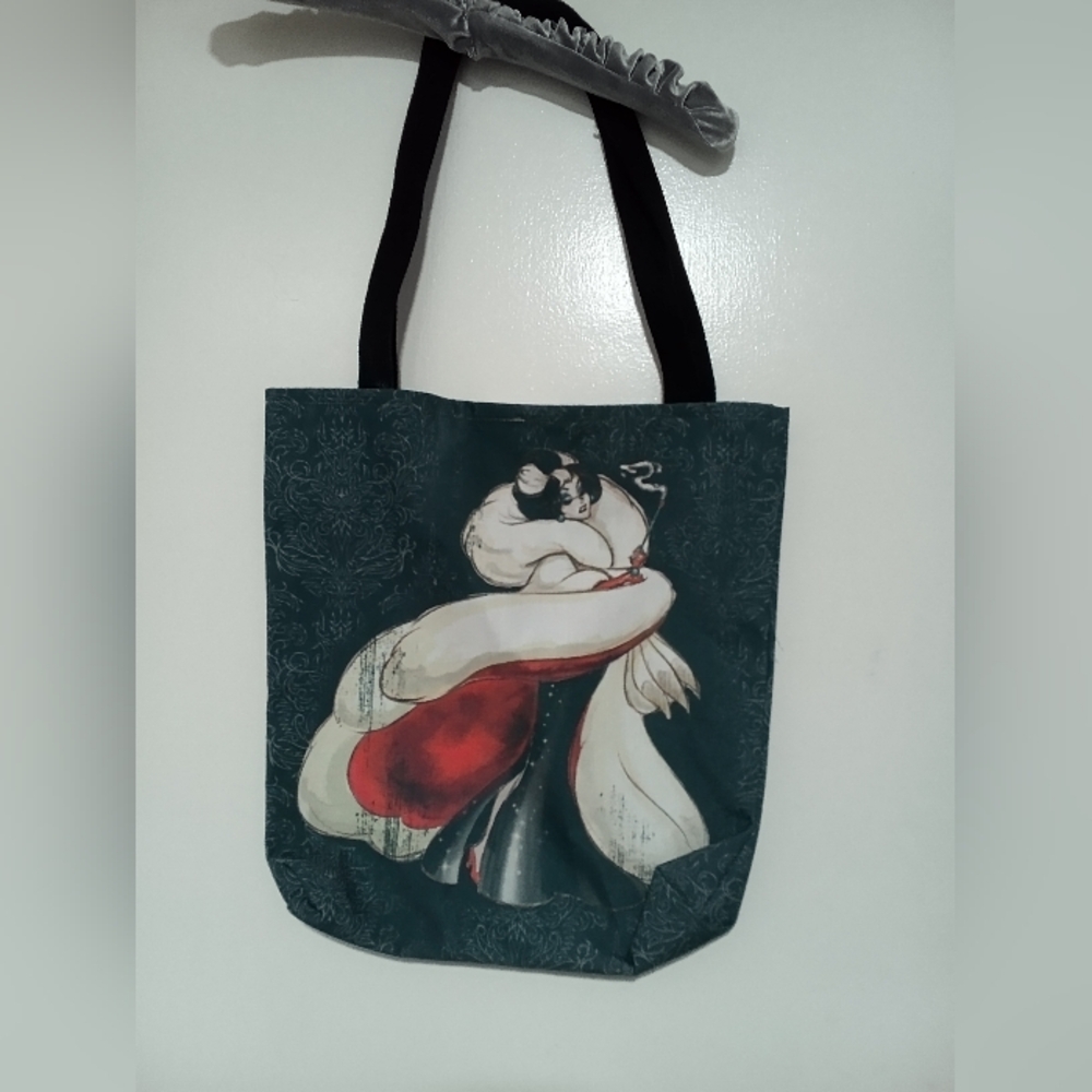 NWOT Cruella De Vil Tote Bag - Art of Disney Villains Designer Collection